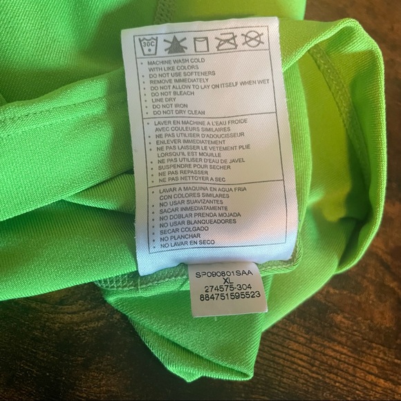 Women’s Nike Halter Top - Picture 6 of 6